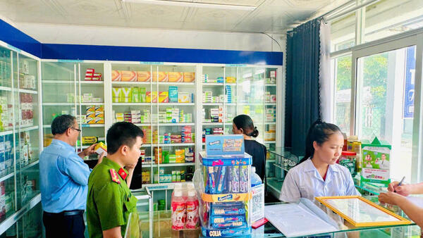 Xã Bình Minh: Tăng cường kiểm tra hoạt động các cơ sở hành nghề y, dược tư nhân trên địa bàn